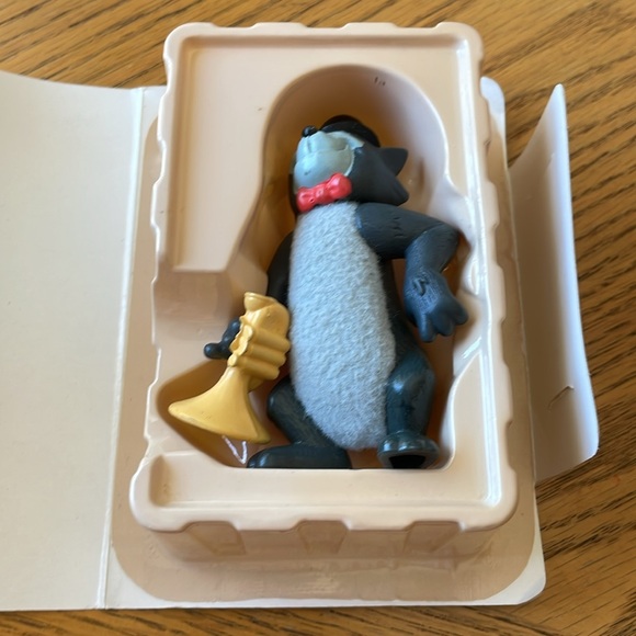 Walt Disney The Aristocats Masterpiece Collection 1995 McDonalds Happy Meal Toy - Picture 2 of 4